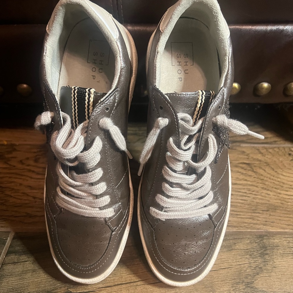 SHUSHOP Metallic “Gunmetal” Sneakers